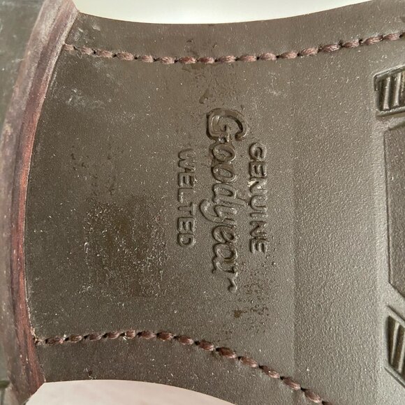 Men's Carmina Soller boots in tobacco suede with shoe trees - Picture 10 of 10